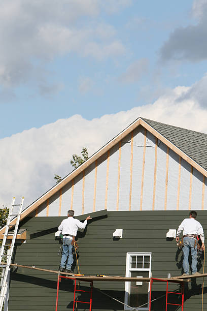 Affordable siding repair and maintenance services in South Milwaukee, WI